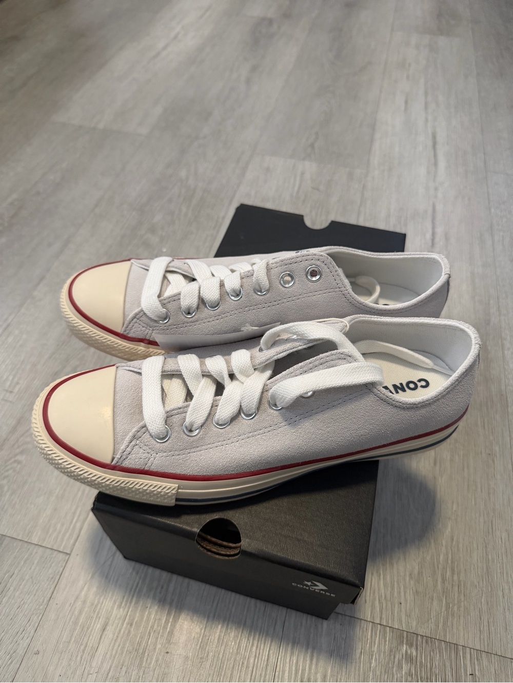 Converse brand new mens 8.5